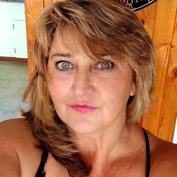 Meet your Posher, Charlotte - Picture 1 of 1